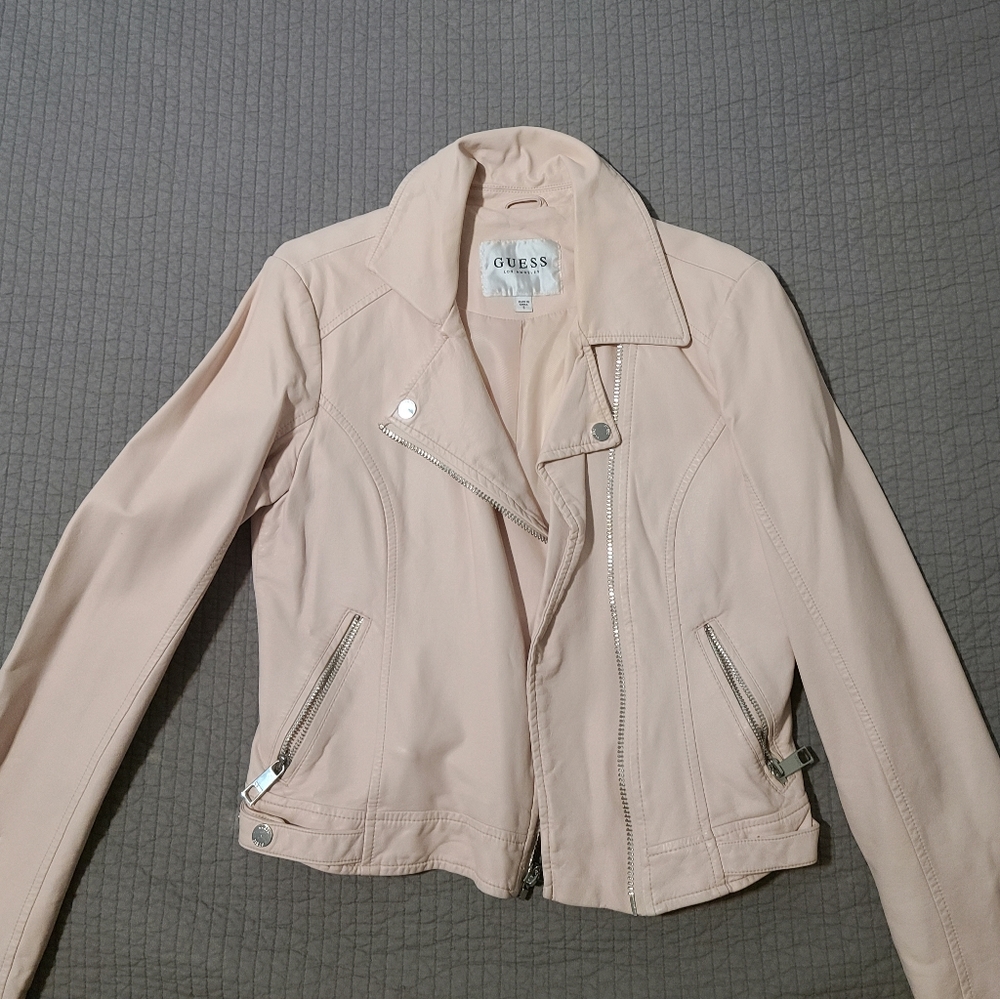 Guess - Picture 2 of 2